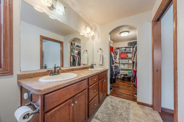 N1829 MEDINA DRIVE, Greenville, WI 54942