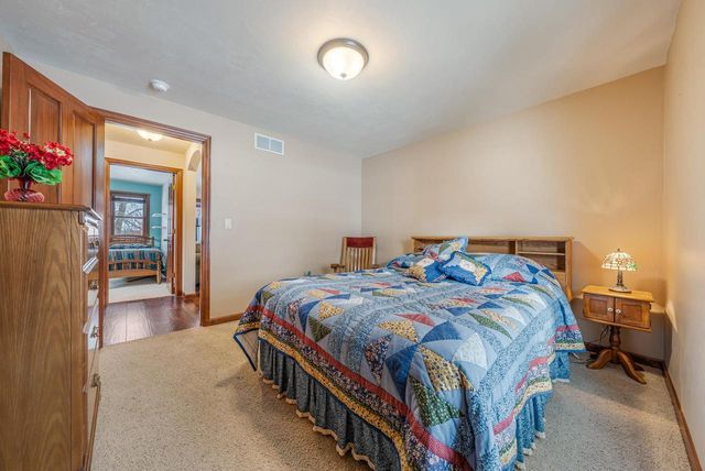 N1829 MEDINA DRIVE, Greenville, WI 54942