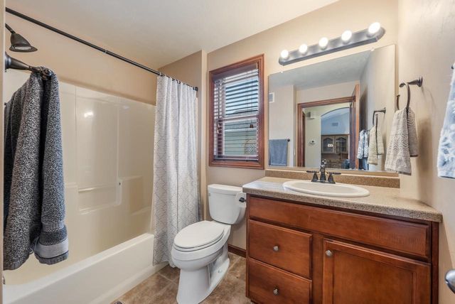 N1829 MEDINA DRIVE, Greenville, WI 54942