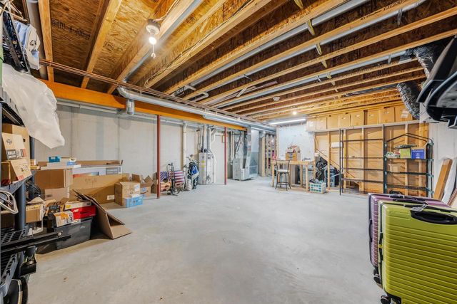 N1829 MEDINA DRIVE, Greenville, WI 54942