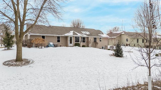 N1829 MEDINA DRIVE, Greenville, WI 54942