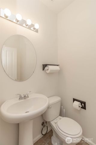2714 67th Court SE, Auburn, WA 98092