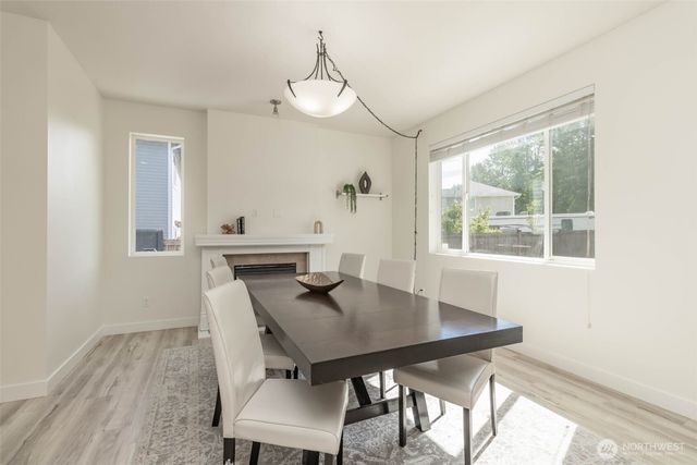 2714 67th Court SE, Auburn, WA 98092