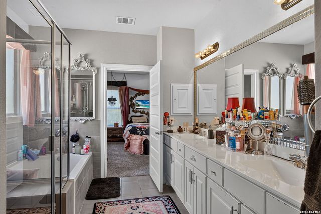 9314 KING VLY, San Antonio, TX 78254