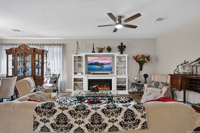 9314 KING VLY, San Antonio, TX 78254