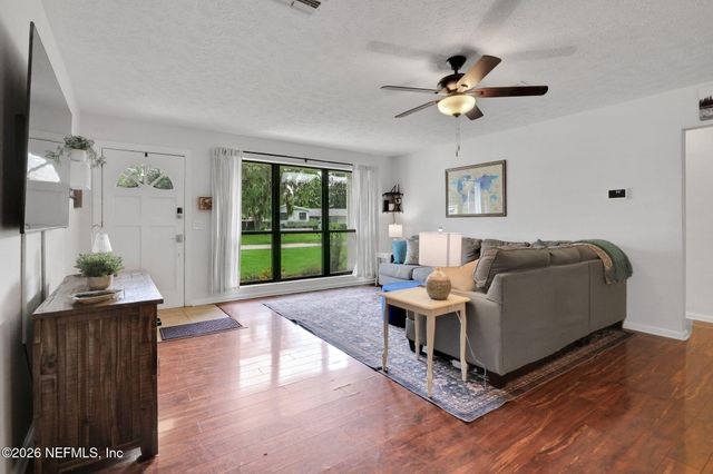 8162 CESPERDES Avenue, Jacksonville, FL 32217