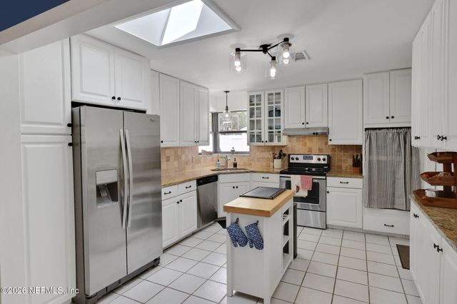 8162 CESPERDES Avenue, Jacksonville, FL 32217