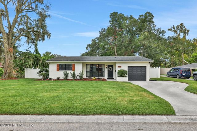 8162 CESPERDES Avenue, Jacksonville, FL 32217