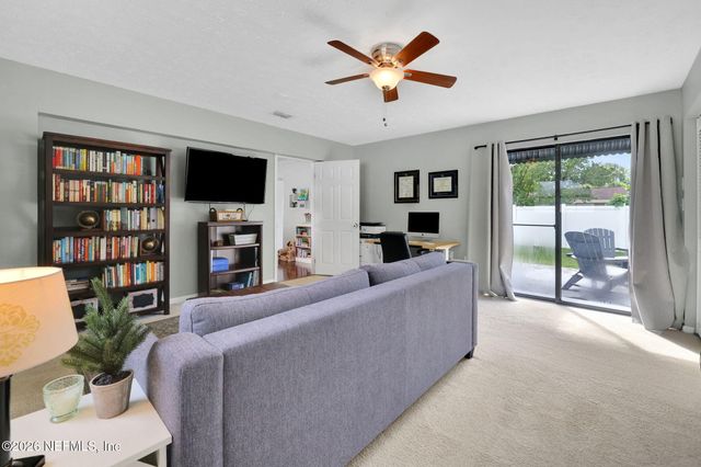 8162 CESPERDES Avenue, Jacksonville, FL 32217