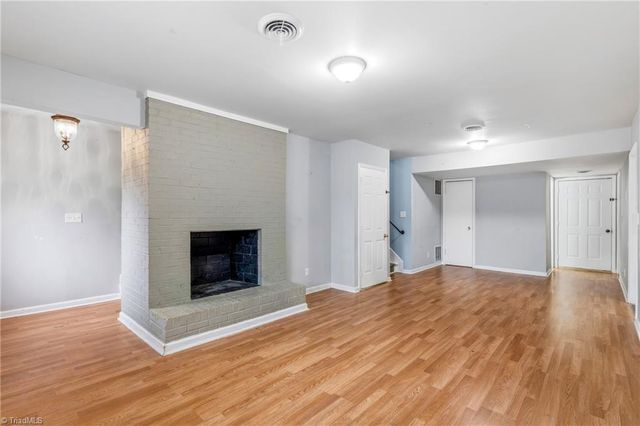 2820 Lansdowne Drive, Winston-salem, NC 27103