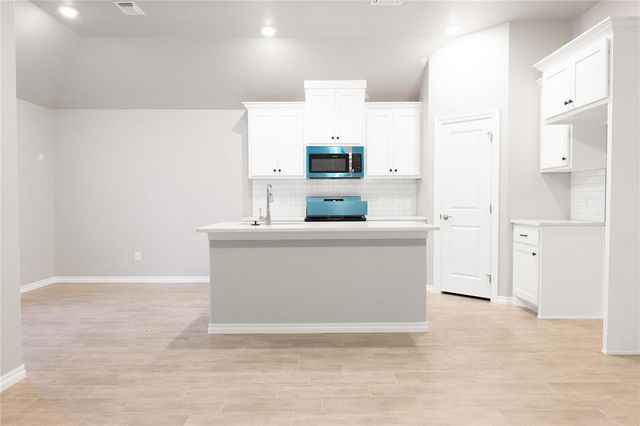 13020 NE 9th Street, Choctaw, OK 73020