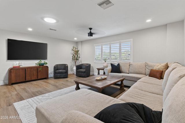 8829 W MARIPOSA GRANDE --, Peoria, AZ 85383