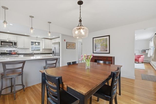 7 Pleasantdale Rd, Boston, MA 02132