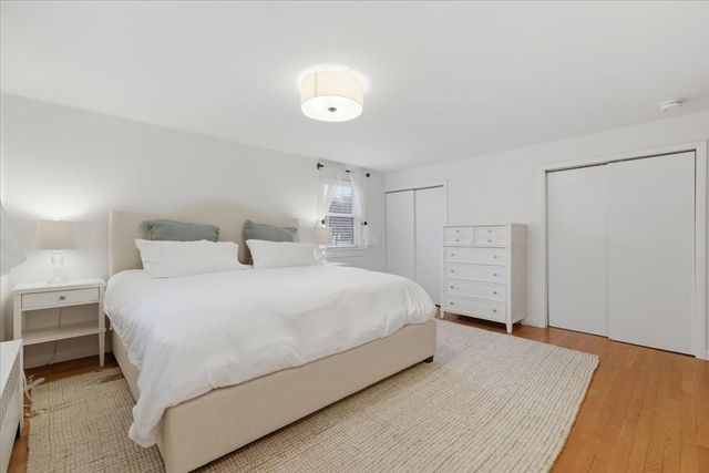 7 Pleasantdale Rd, Boston, MA 02132