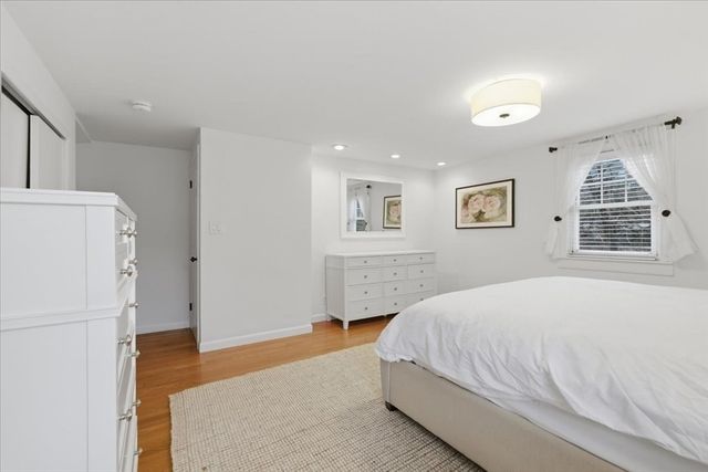 7 Pleasantdale Rd, Boston, MA 02132