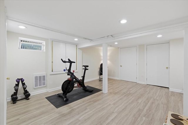 7 Pleasantdale Rd, Boston, MA 02132