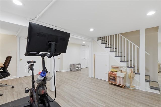 7 Pleasantdale Rd, Boston, MA 02132