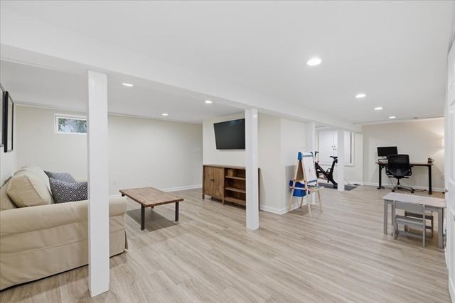 7 Pleasantdale Rd, Boston, MA 02132