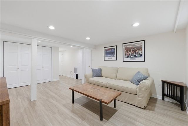 7 Pleasantdale Rd, Boston, MA 02132