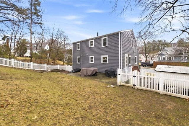 7 Pleasantdale Rd, Boston, MA 02132