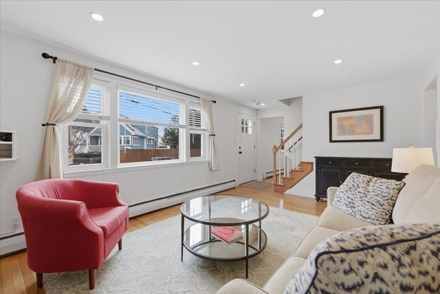 7 Pleasantdale Rd, Boston, MA 02132