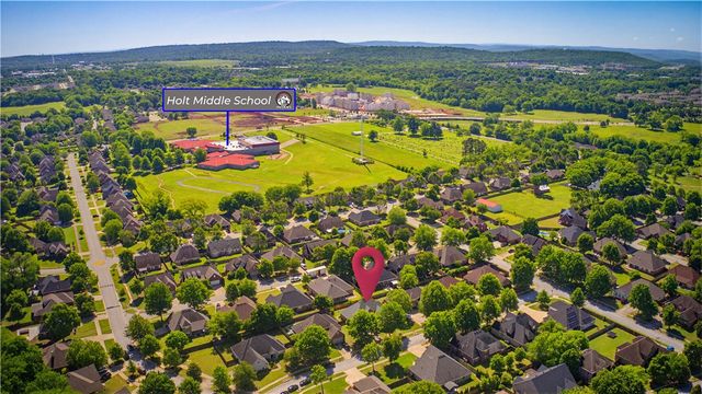 2394 N Water Oak Drive, Fayetteville, AR 72704