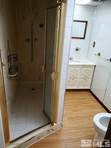 237 & 245 F Street, Hawthorne, NV 89415