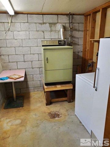 237 & 245 F Street, Hawthorne, NV 89415