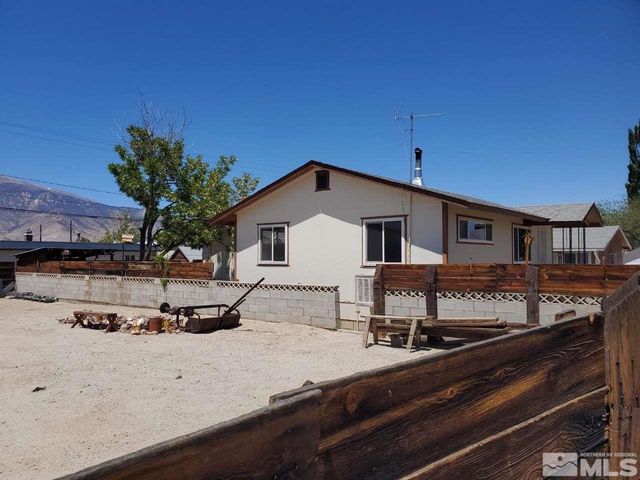 237 & 245 F Street, Hawthorne, NV 89415