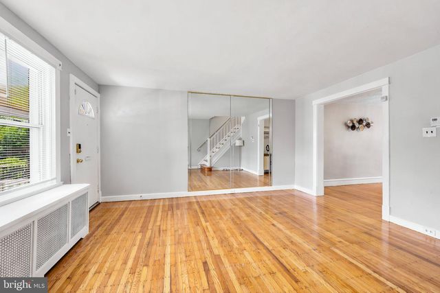 869 E PRICE ST, Philadelphia, PA 19138