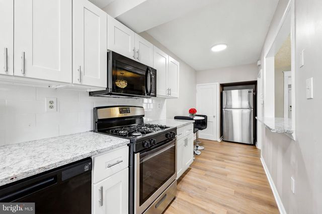 869 E PRICE ST, Philadelphia, PA 19138