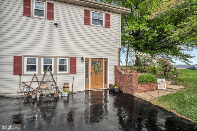 2181 LONG LN, Lebanon, PA 17046