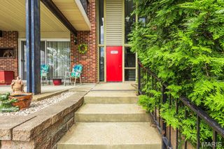 10077 N Bunker Hill Drive F, Mehlville, MO 63123