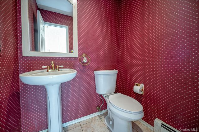 290 E Woodside Avenue, Patchogue, NY 11772