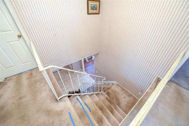 290 E Woodside Avenue, Patchogue, NY 11772