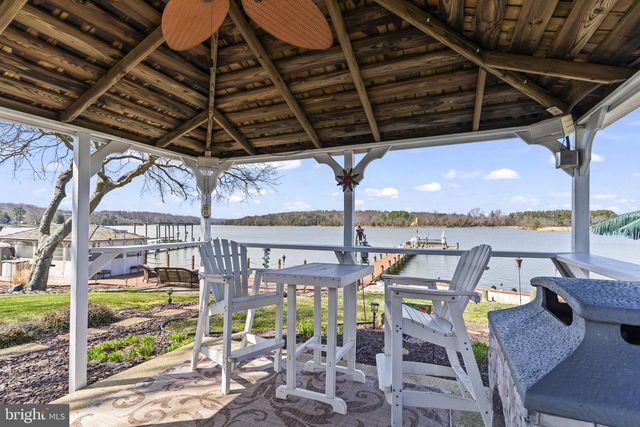 40274 WATERVIEW DR, Mechanicsville, MD 20659