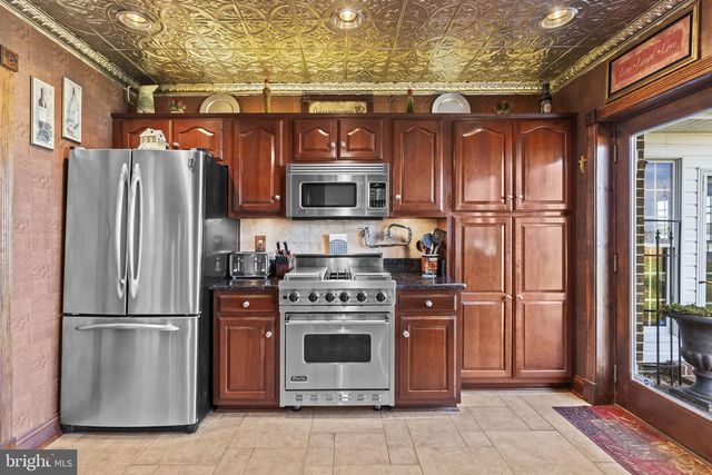 40274 WATERVIEW DR, Mechanicsville, MD 20659