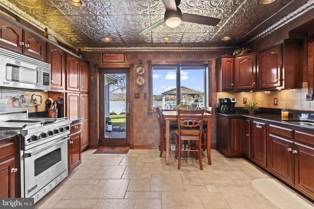 40274 WATERVIEW DR, Mechanicsville, MD 20659