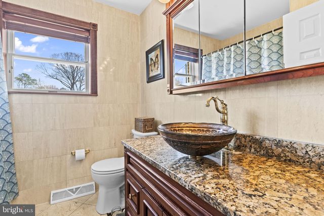 40274 WATERVIEW DR, Mechanicsville, MD 20659