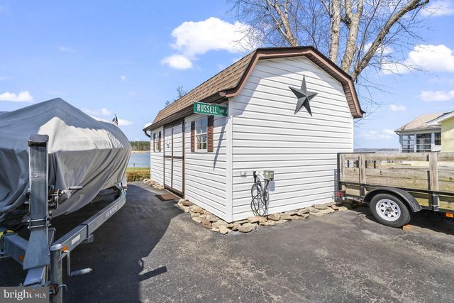 40274 WATERVIEW DR, Mechanicsville, MD 20659