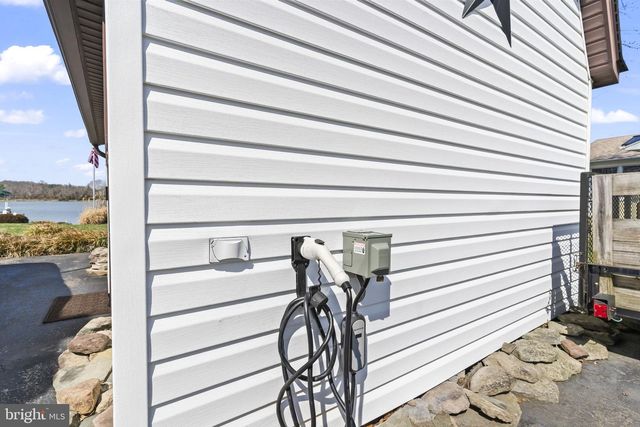 40274 WATERVIEW DR, Mechanicsville, MD 20659