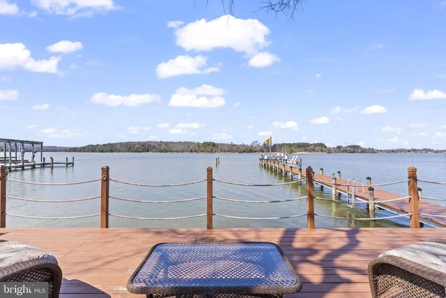 40274 WATERVIEW DR, Mechanicsville, MD 20659