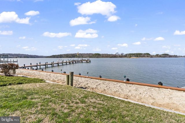 40274 WATERVIEW DR, Mechanicsville, MD 20659