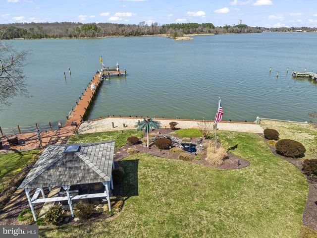 40274 WATERVIEW DR, Mechanicsville, MD 20659