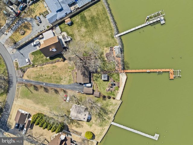 40274 WATERVIEW DR, Mechanicsville, MD 20659