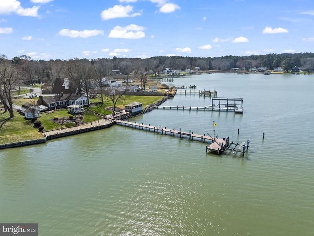 40274 WATERVIEW DR, Mechanicsville, MD 20659