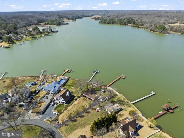 40274 WATERVIEW DR, Mechanicsville, MD 20659