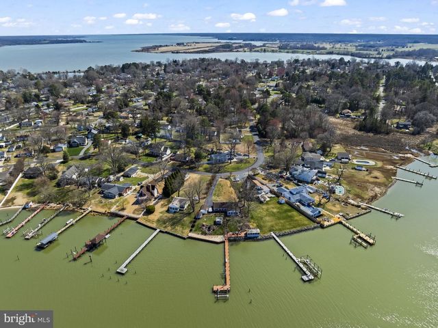 40274 WATERVIEW DR, Mechanicsville, MD 20659