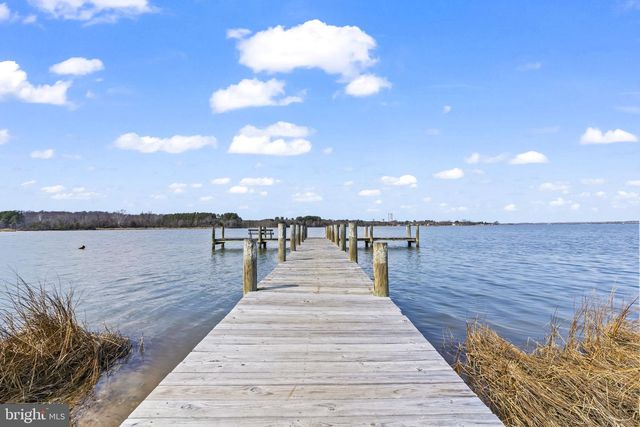 40274 WATERVIEW DR, Mechanicsville, MD 20659