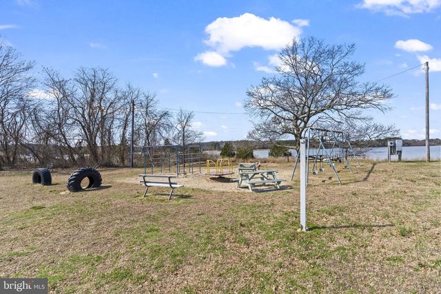 40274 WATERVIEW DR, Mechanicsville, MD 20659